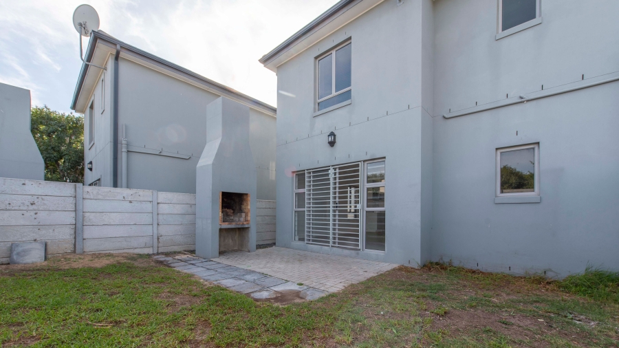 3 Bedroom Property for Sale in Langeberg Heights Western Cape